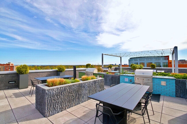 Photo - 1122 N Hudson St Unit FL5-ID1022593P