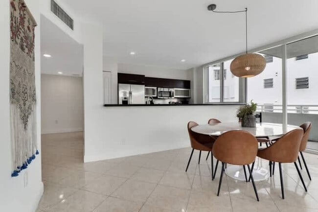 Photo - 225 179th Dr Unit SI ID1272317P