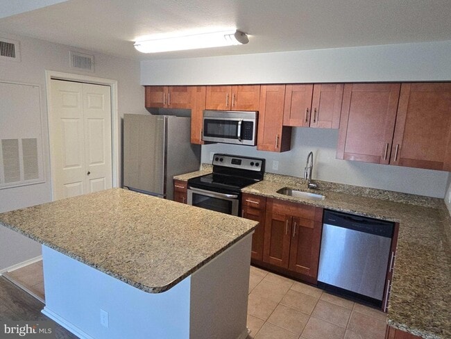 Photo - 3306 Wyndham Cir Unit 328
