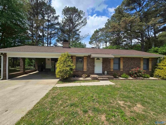 Building Photo - 112 Jacque-Jim Dr