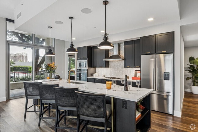 B3 2BR, 2.5BA - 1,628SF - Kitchen - Crimson