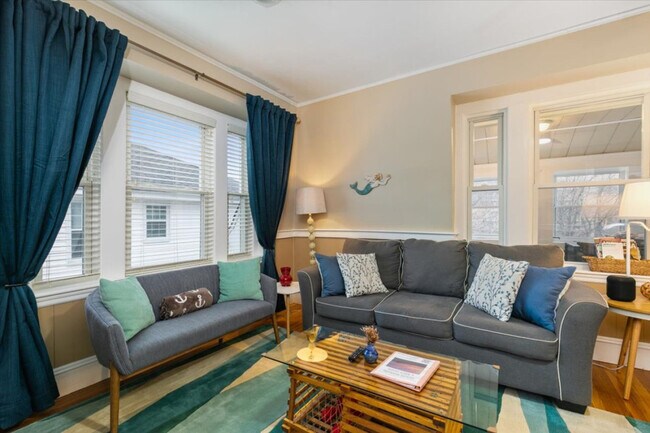 Photo - 46-48 Russell Street-SI ID1328028P Unit SI ID1328028P