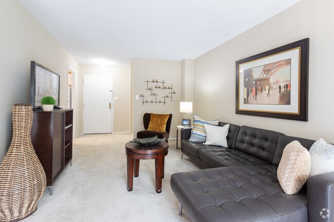 2BR, 2BA - 1,000 SF - Classic - Trillium