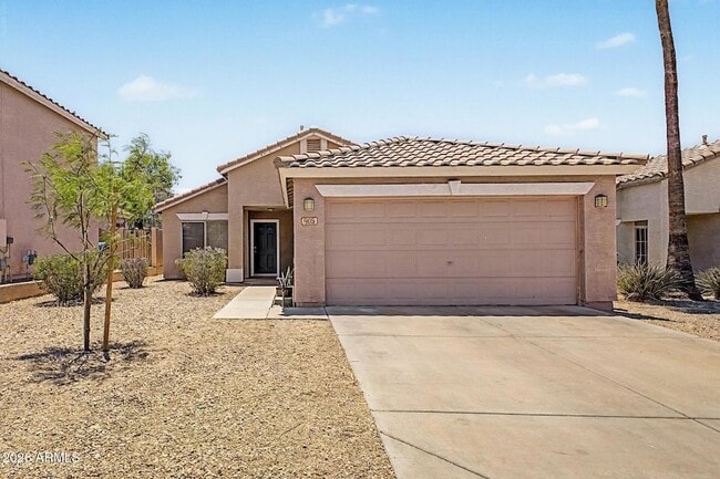 Building Photo - 905 E Potter Dr