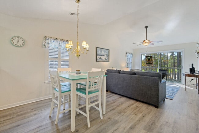 Photo - 987 Blue Stem Dr Unit ID1253445P