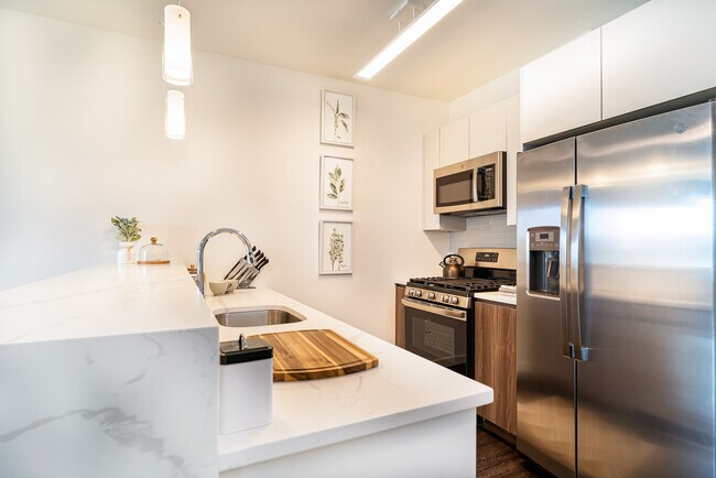 Photo - 22 Sussex St - Best Location Downtown