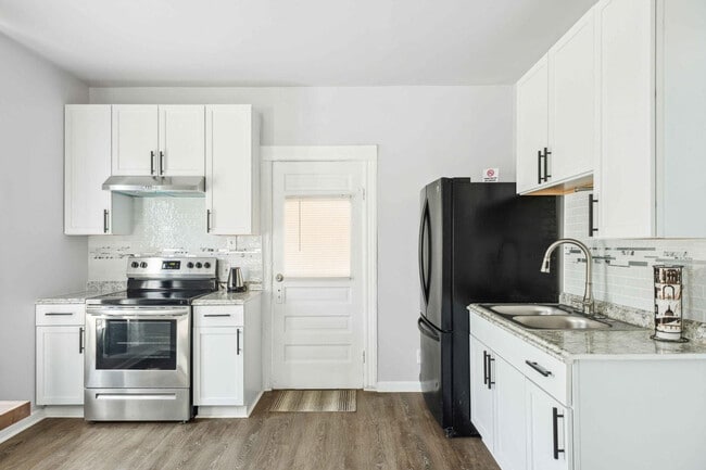 Photo - 1125 Lansing St Unit ID1239410P