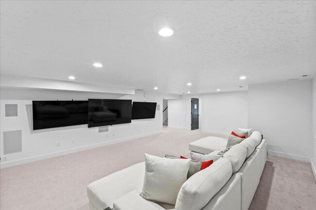 Photo - 690 S Edge Ln Unit ID1249905P