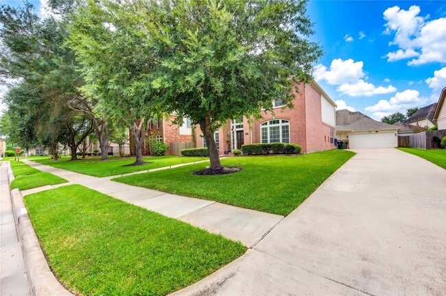 Photo - 5911 Canyon Brook Ct