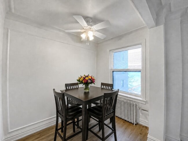 Photo - 1205 W Sherwin Ave Unit 500