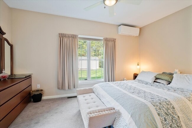 Building Photo - 000 Confidential St