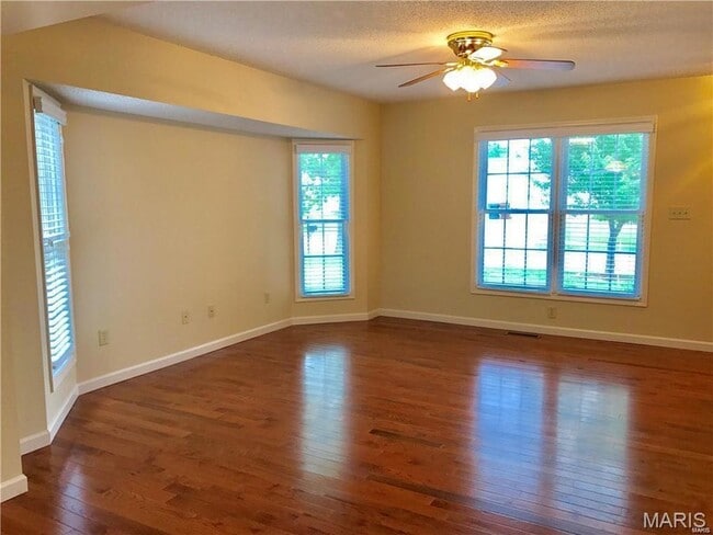 Photo - 48 Deer Grove Dr