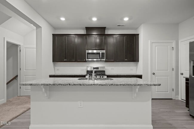 Photo - 229 Daisy Grove Ln