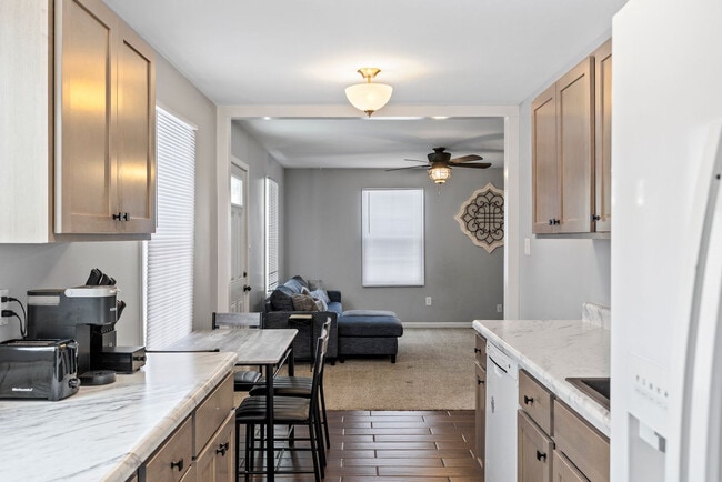 Photo - 501 N Dickson St Unit SI FL1-ID1328958P