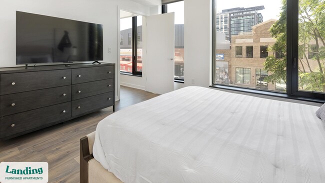 Photo - 1320 4th St NE Unit 201