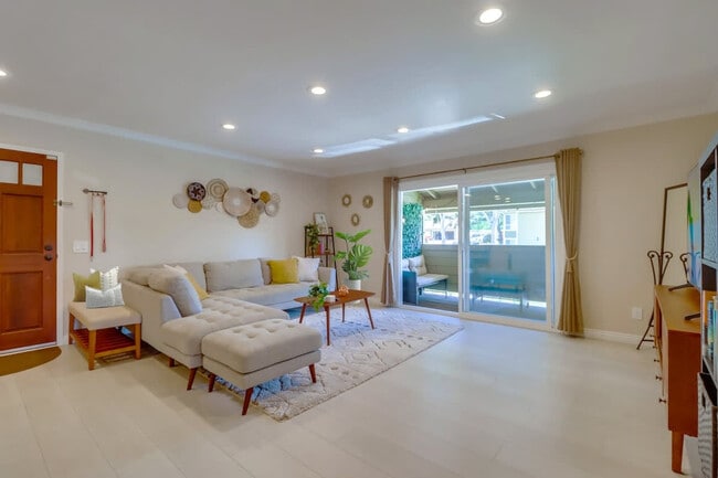 Building Photo - 524 Telegraph Canyon Rd Unit SI ID1464995P