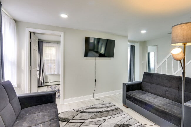 Building Photo - 301 Lembeck Ave Unit SI ID1545977P