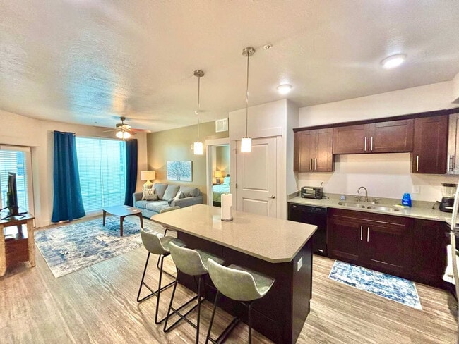 Photo - 460 E 400 S Unit ID1389247P