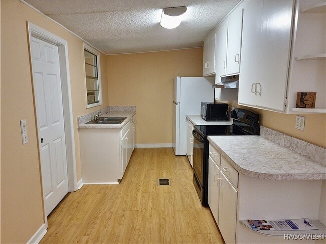 Photo - 6315 N Shorewood Dr