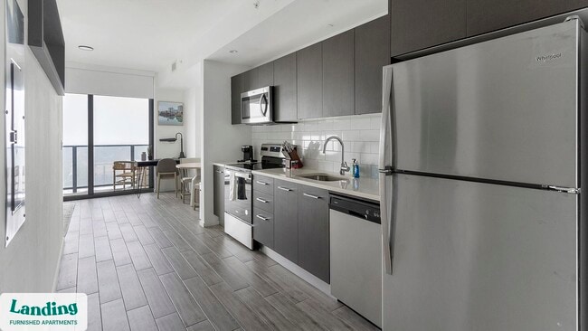 Photo - 301 SW 1st Ave Unit 1816.1401725