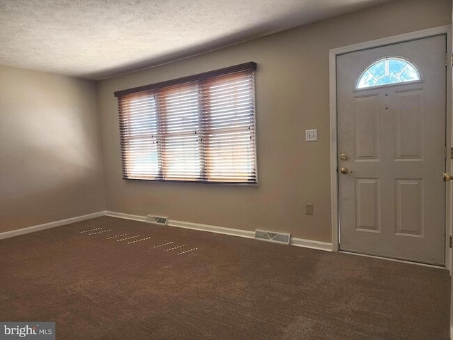 Photo - 739 Stouffer Ave