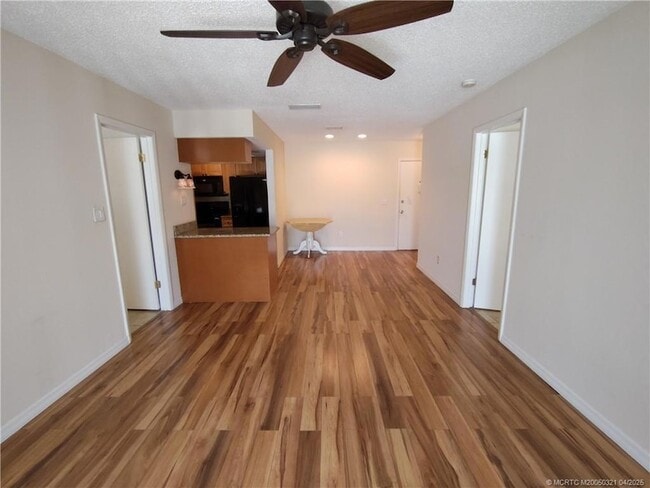 Photo - 950 S Kanner Hwy Unit D27