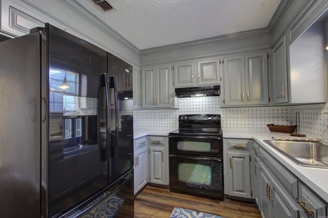 Photo - 3516 Skyline Blvd