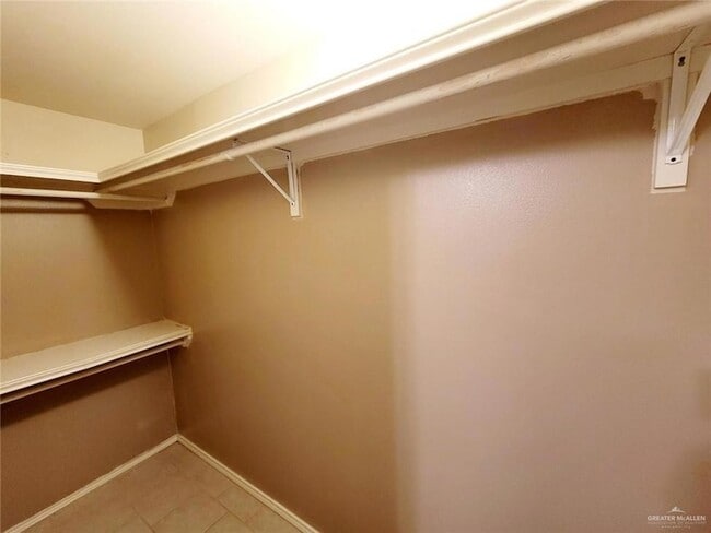 Photo - 2402 Tahiti Dr Unit 5