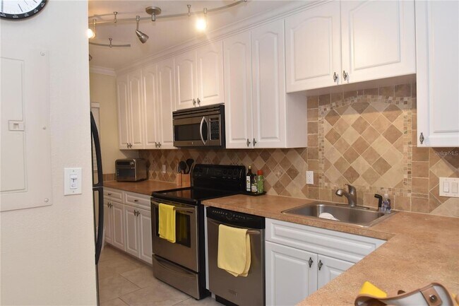 Photo - 3700 S Osprey Ave Unit 315