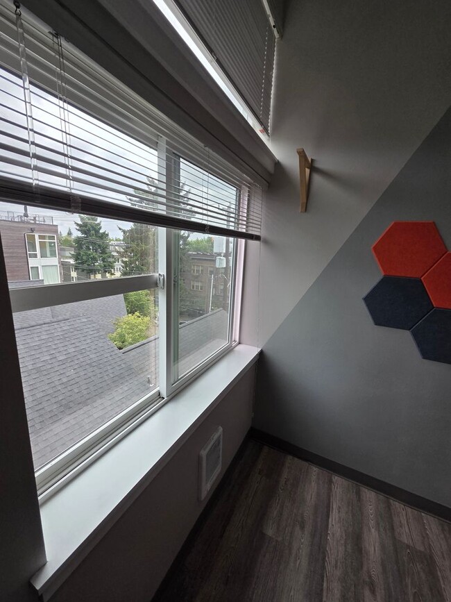 Photo - Madison 2.0 Studios in Capitol Hill!