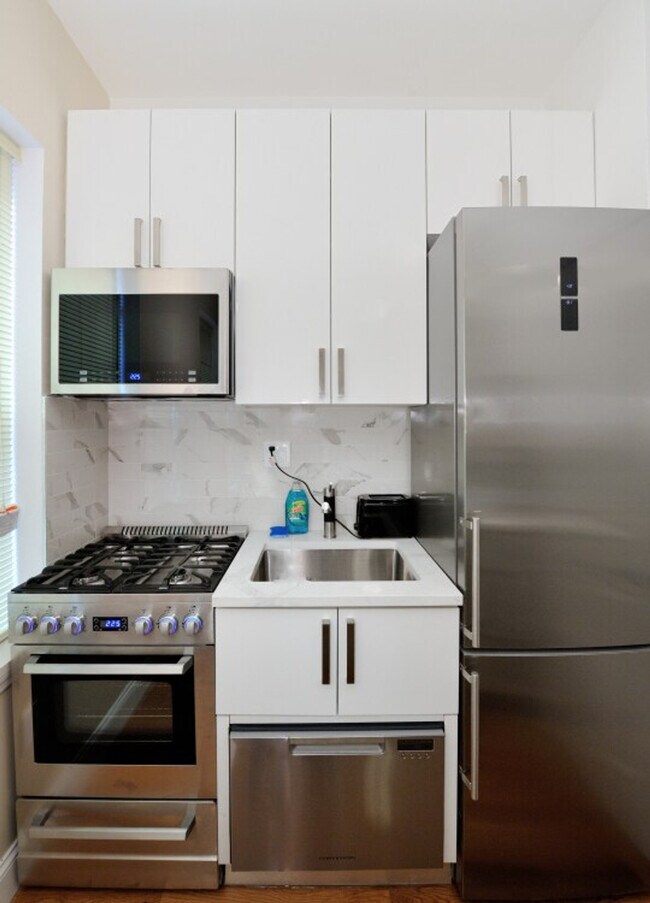 Photo - 237 Sullivan St Unit ID1323956P