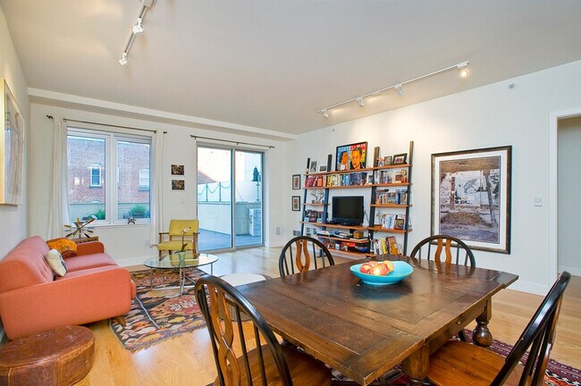 Photo - 214 Hayes St Unit ID1069204P