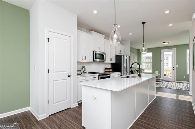 Photo - 1422 Creekside Cir NW