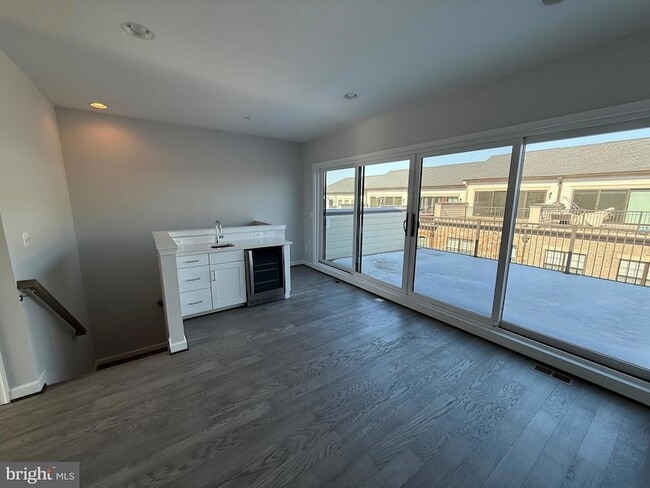 Photo - 620 Leigh Wy.