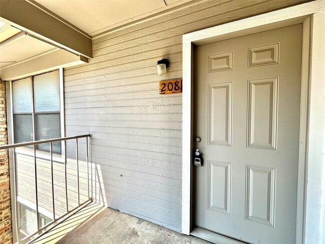 Photo - 2526 W Prairie St Unit 208