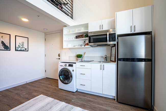 Photo - Rise on 67th