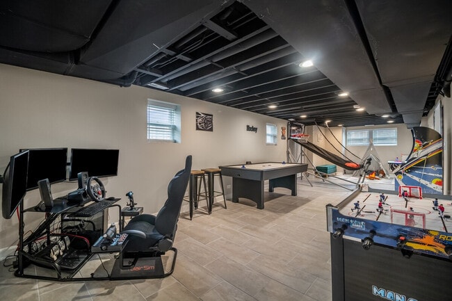 Photo - 5539-47 W Archer Ave Unit ID1391862P