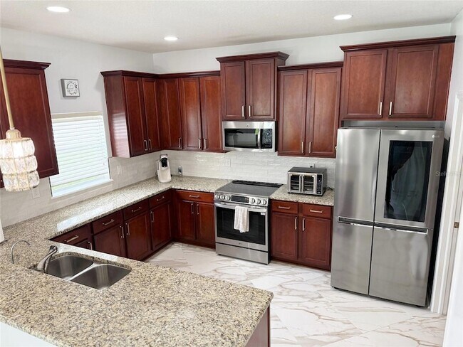 Photo - 12236 Fairlawn Dr