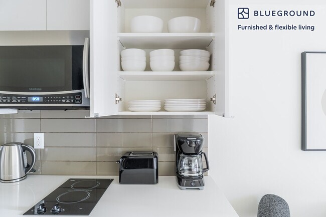 Photo - 5001 Brooklyn Ave NE Unit FL5-ID918