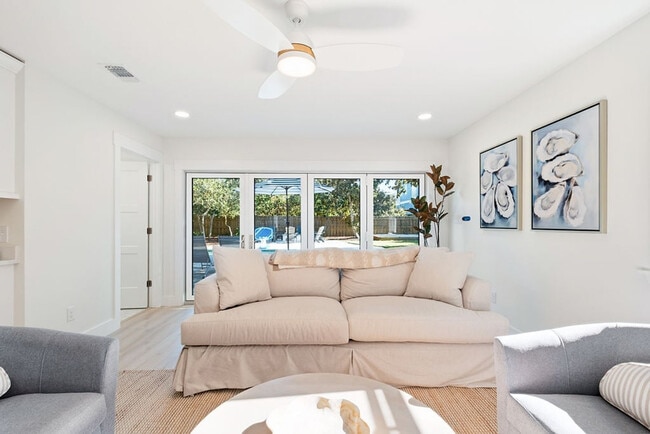Photo - 383 Lakeview Dr Unit SI ID1462120P