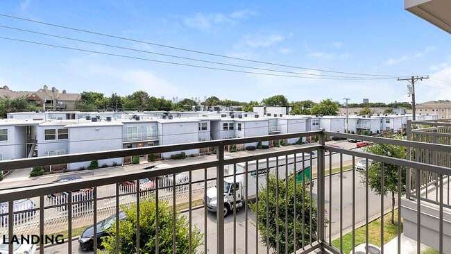Photo - 3383 Cedarplaza Ln Unit 2315