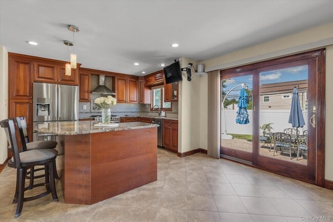Photo - 2 Benmor Ct
