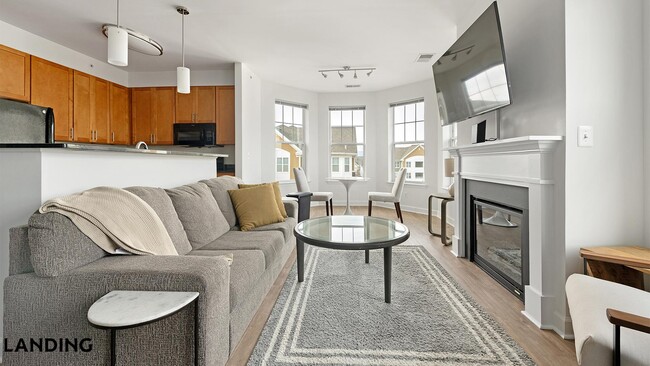 Photo - 909 Mansion Dr Unit 712-402