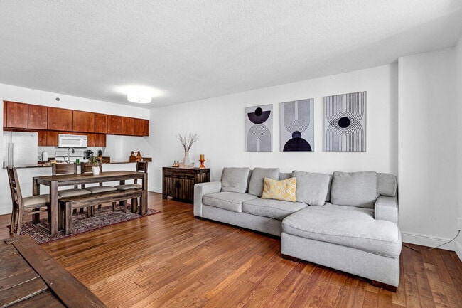 Photo - 190 SE 12th Terrace Unit SI FL26-ID1540496P