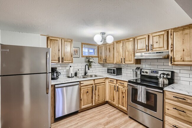 Photo - 91 Pearl St Unit ID1026239P