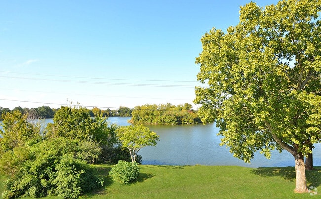 Photo - The Madison on the Lake