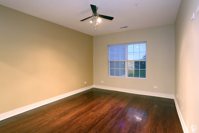 1BR, 1BA - 1,037SF - Bedroom - A&K Luxury Apartments