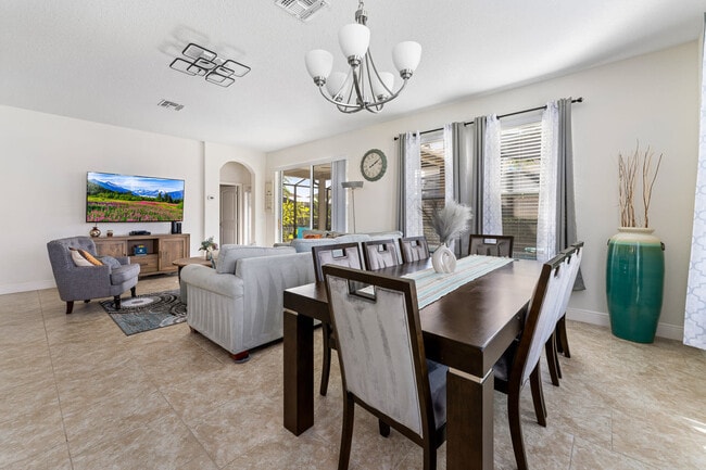 Photo - 4136 Oak Tree Dr Unit ID1018180P