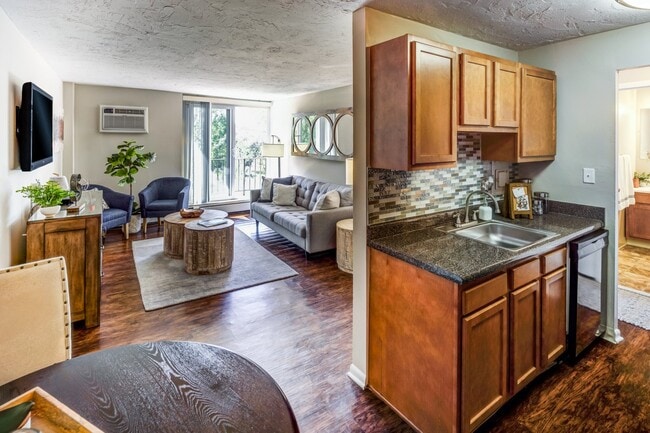 Photo - Solon Club Apartment Homes