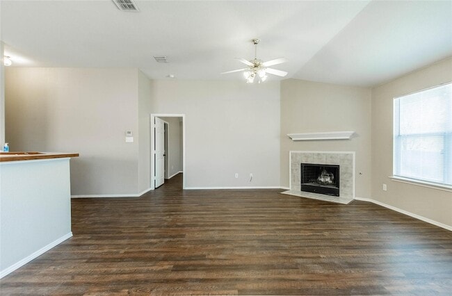 Photo - 4849 Carrotwood Dr
